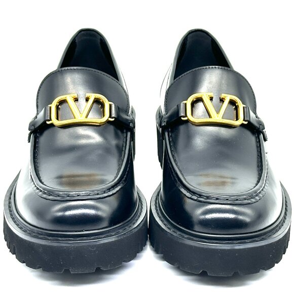 Valentino Garavani V Logo VLOGO Leather Flat Lug Sole Loafers Shoes Black - Picture 9 of 16